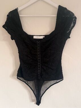 Astr Black Lace Hook-Front Square Neck Bodysuit